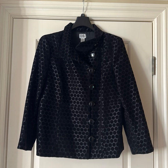 LIKE NEW CHICOS Black Polka Dot Button Down Lined Jacket/Coat - Picture 4 of 14